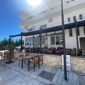 Rest Hour Hotel